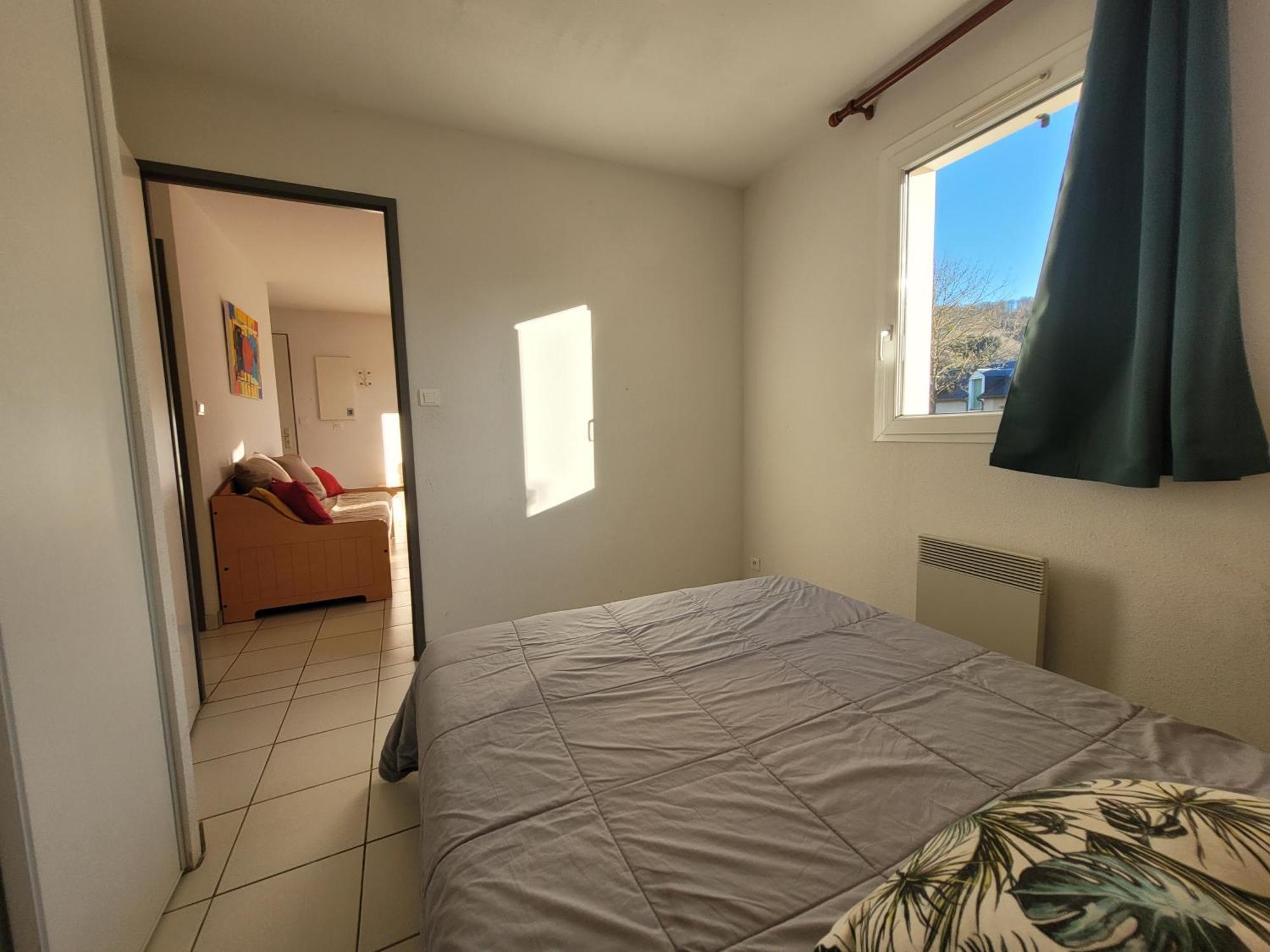 La Maison Bleue, Village Vacances, Piscine, Parking Saint-Geniez-dʼOlt Eksteriør billede