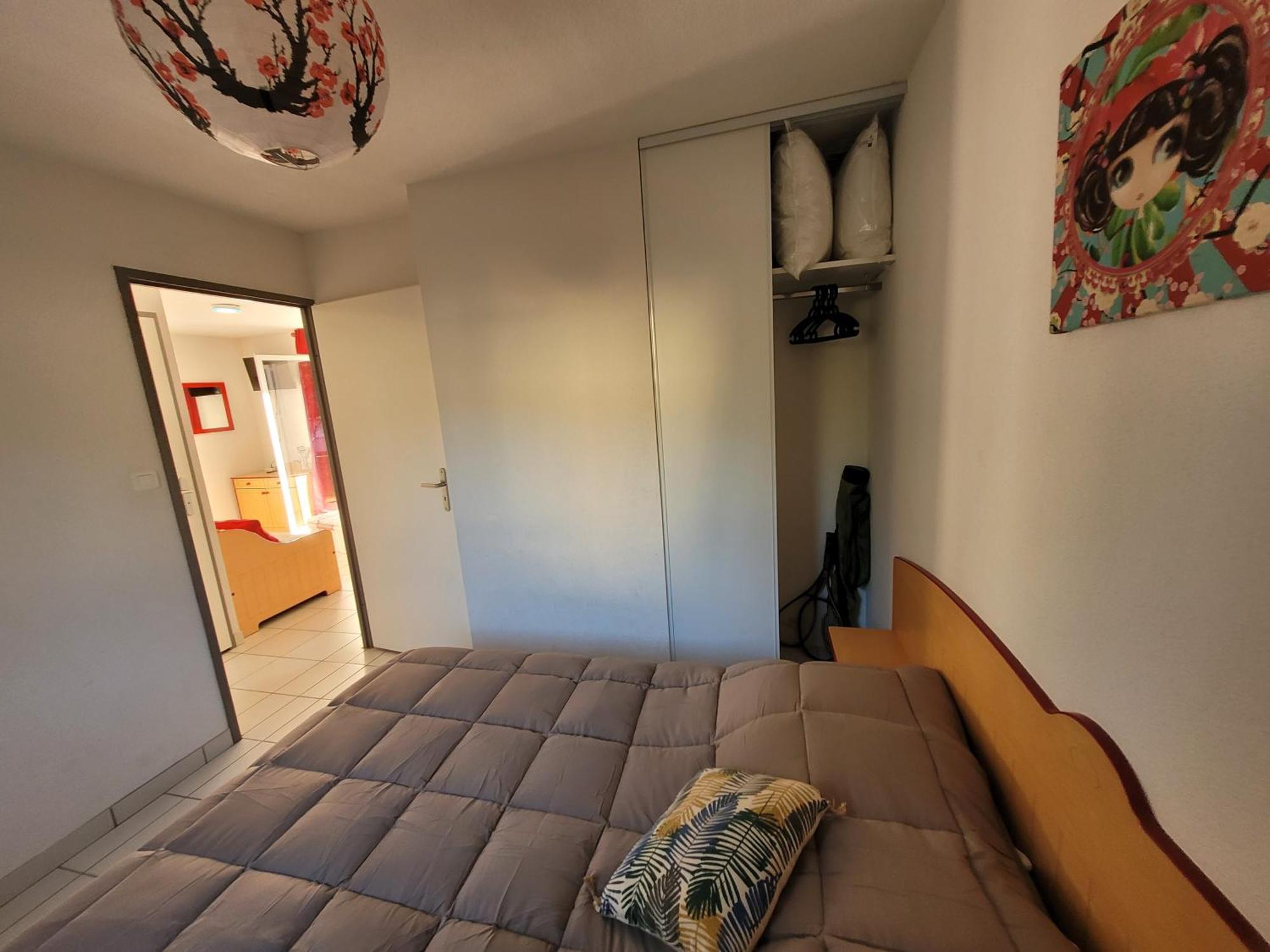 La Maison Bleue, Village Vacances, Piscine, Parking Saint-Geniez-dʼOlt Eksteriør billede